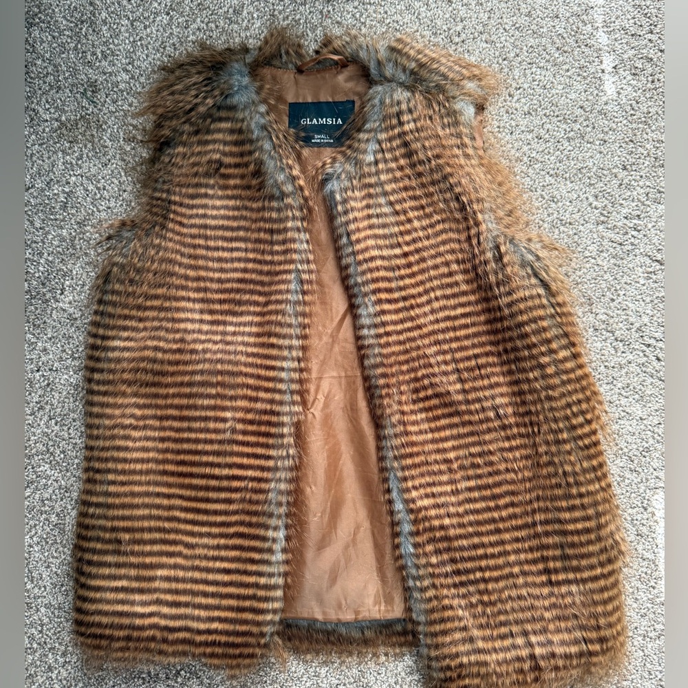 Fur vest